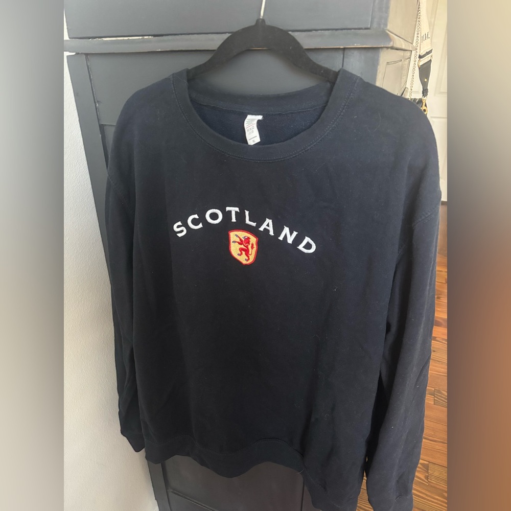 Walt Disney World EPCOT Scotland sweatshirt